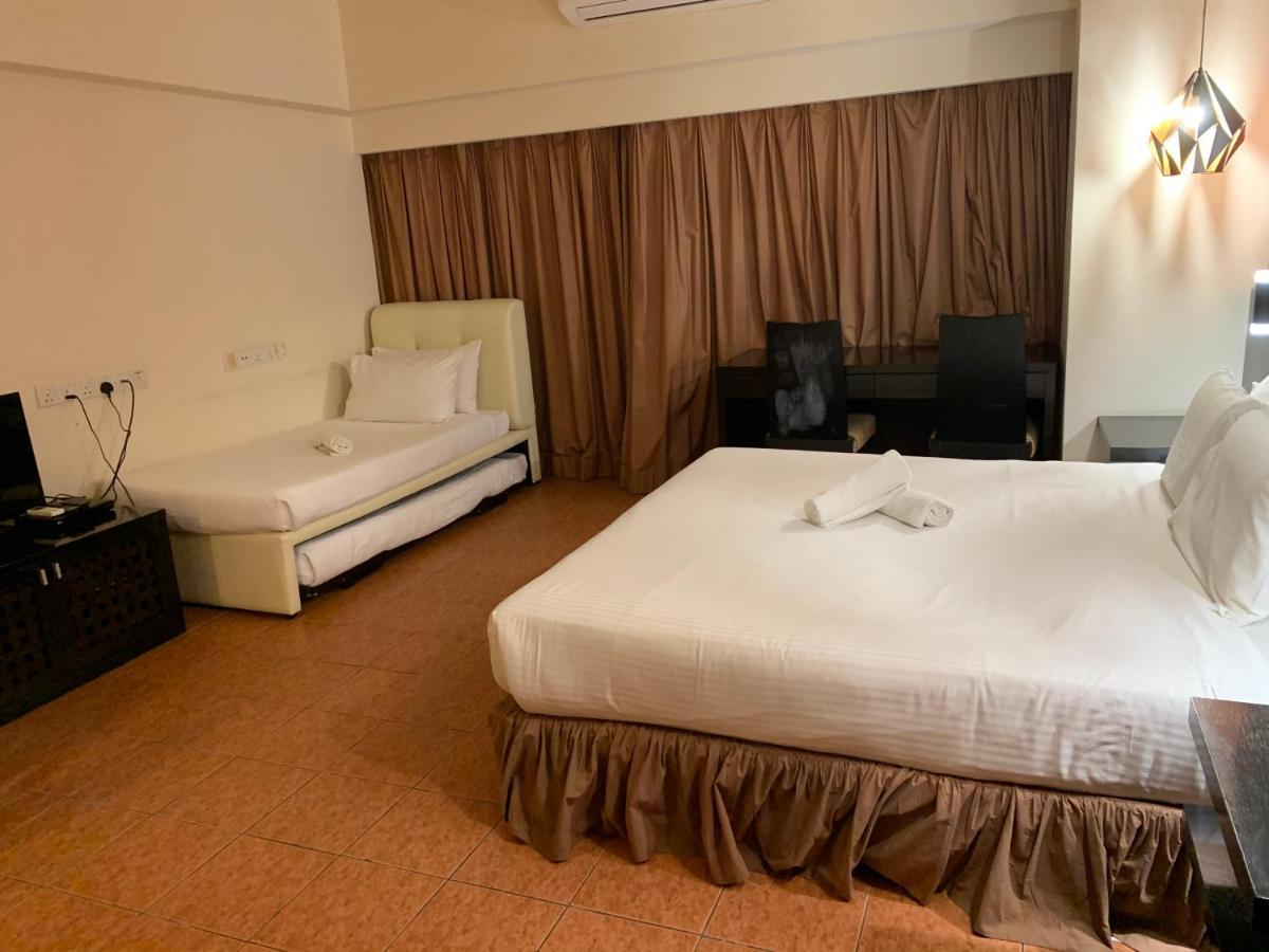 Resort Suites By Landmark At Bandar Sunway Sunway Lagoon Kampong Penaga  Экстерьер фото